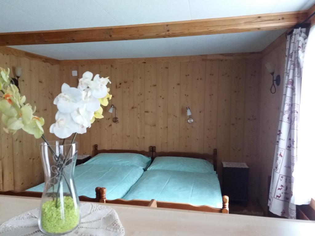 Hotel Du Chamois L'Etivaz Exteriör bild